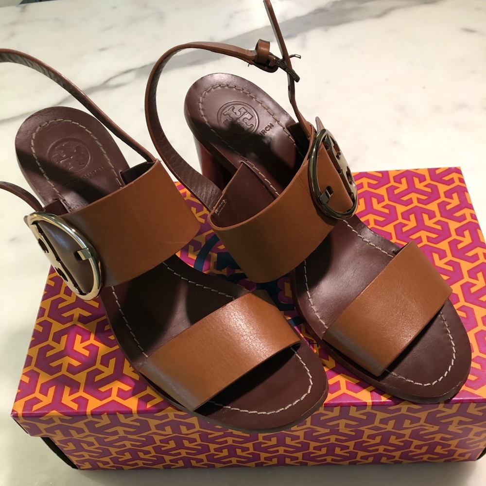 Gorgeous Tory Burch sandals